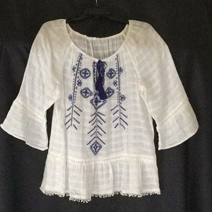 Lucky Brand White Blue Embroidery Pleasant Top L